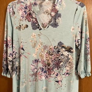 NWOT Honeyme Large "Gabby" Style Tunic Blouse, Mint Floral Print, 3/4 Sleeves